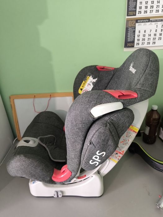 Детско столче за кола