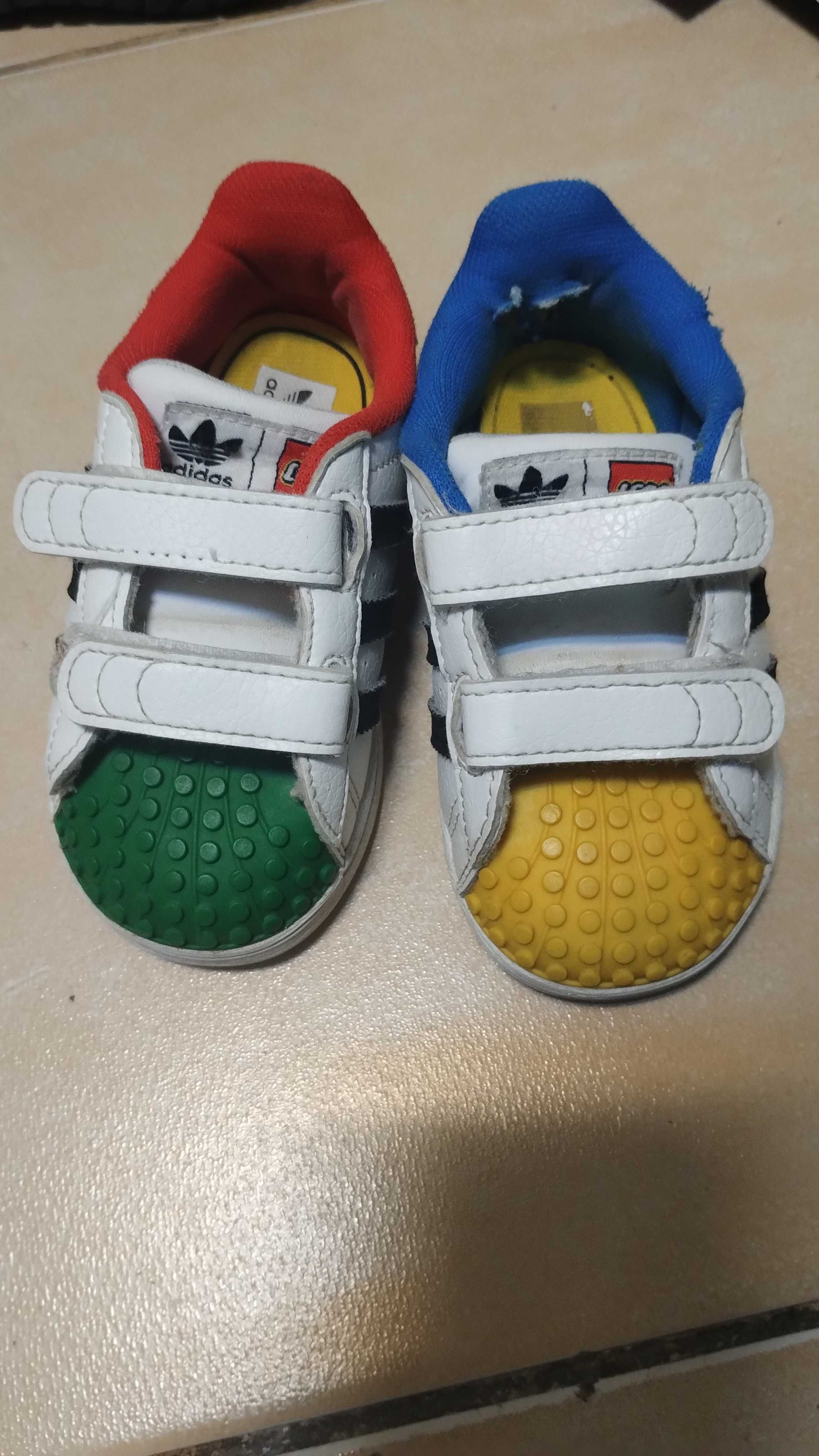 Incaltaminte Adidas Lego copil, marime 21 (merge si pt 22)