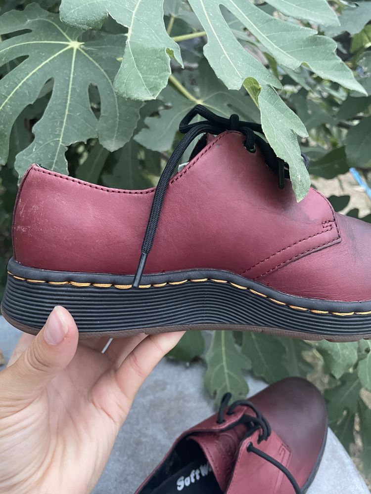 Dr. Martens Cavendish Cherry Red обувки |37 размер