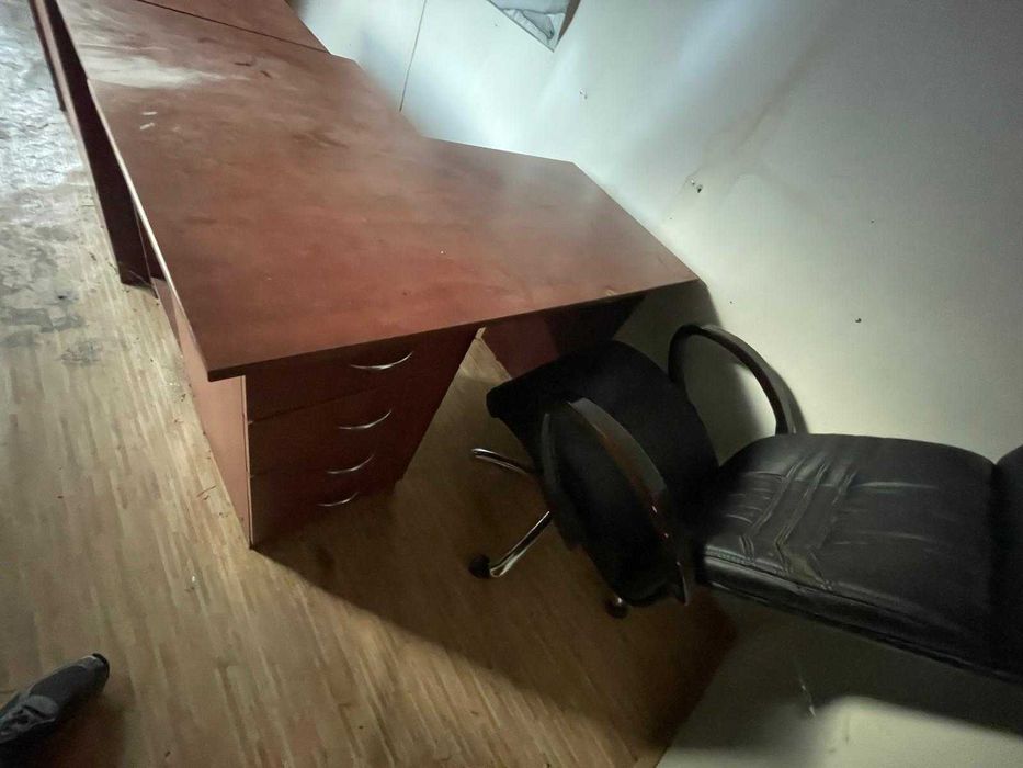 Mese pentru birou la mana a doua