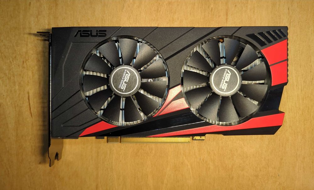 Placa video Asus nvidia gtx 1050 ti - 4GB Vram