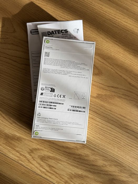 Бартер iPhone 17 pro 256gb blue 24м гаранция