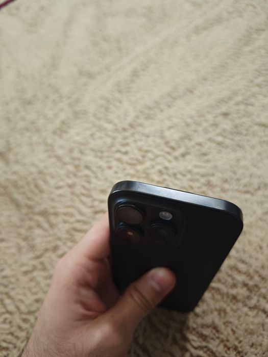 iPhone 16 pro 128 black