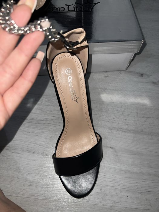 sandale cu toc,noi nepurtate,marimea 39