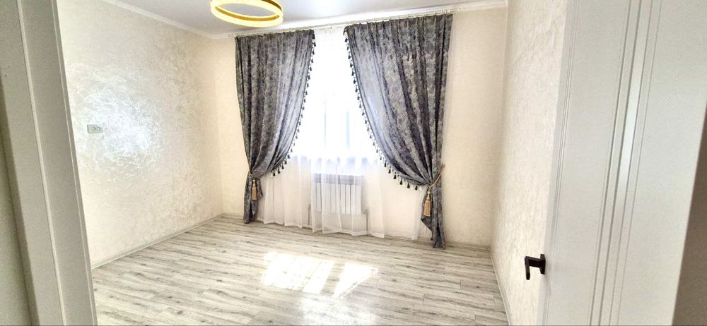 Дом в посёлке Райымбек рядом со школой