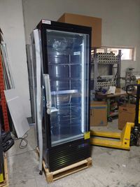 Vitrina frigorifica verticala cu 1 usa - Maxima 1DF / Congelate