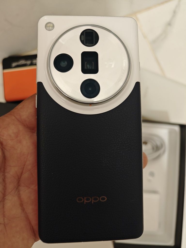 Oppo find x7 ultra/16-256/, отличен, комплект, бартер.