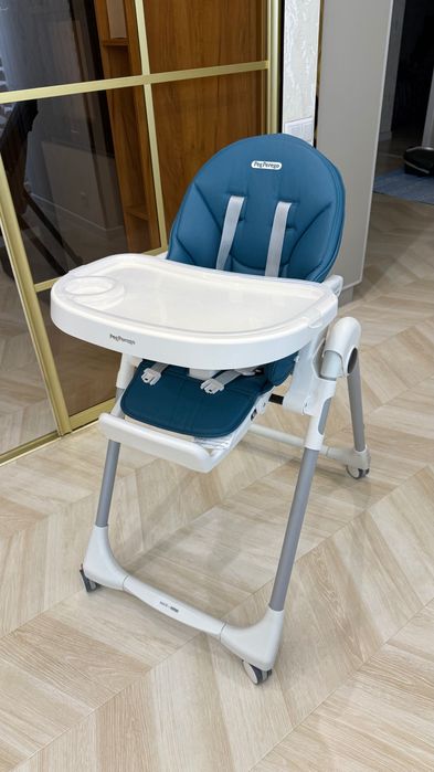 Детский стул для кормления Peg perego
