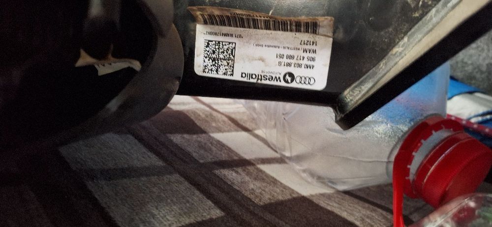 Vând Cârlig remorcare electric original Audi Q7 4M 2016