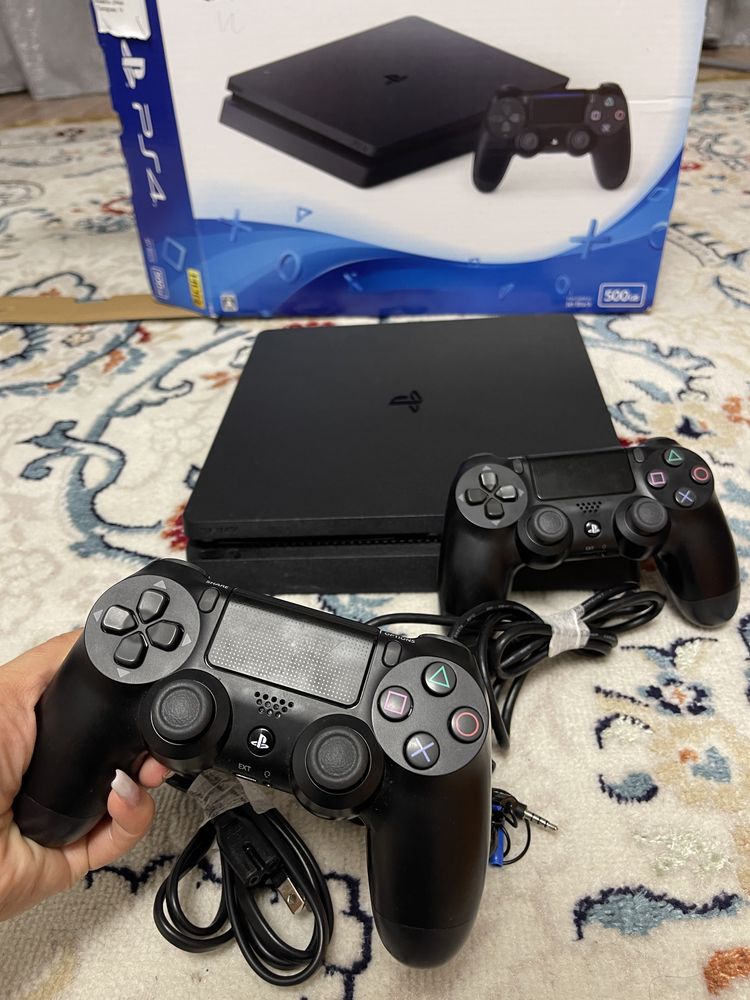 PlayStation 4 slim