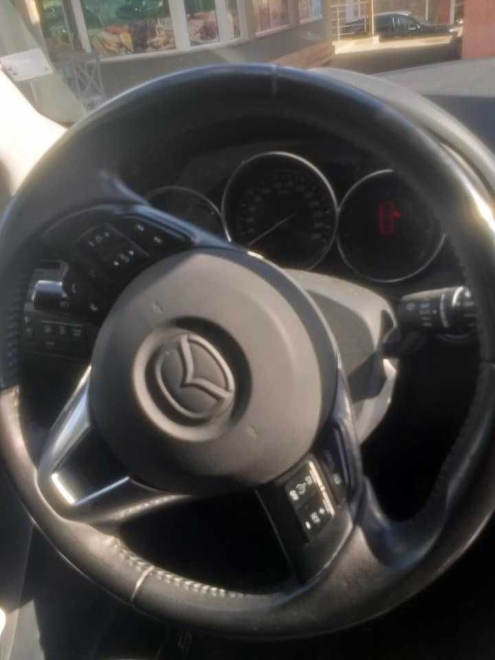Продавам личния си автомобил MAZDA CX5