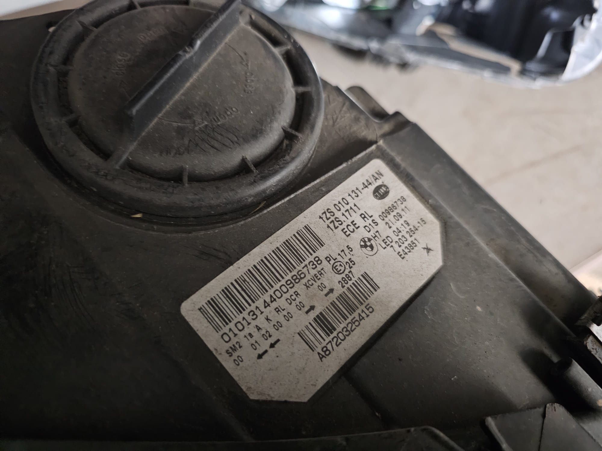 Faruri  defecte bixenon adaptiv BMW seria 5 F10 f11 de uk