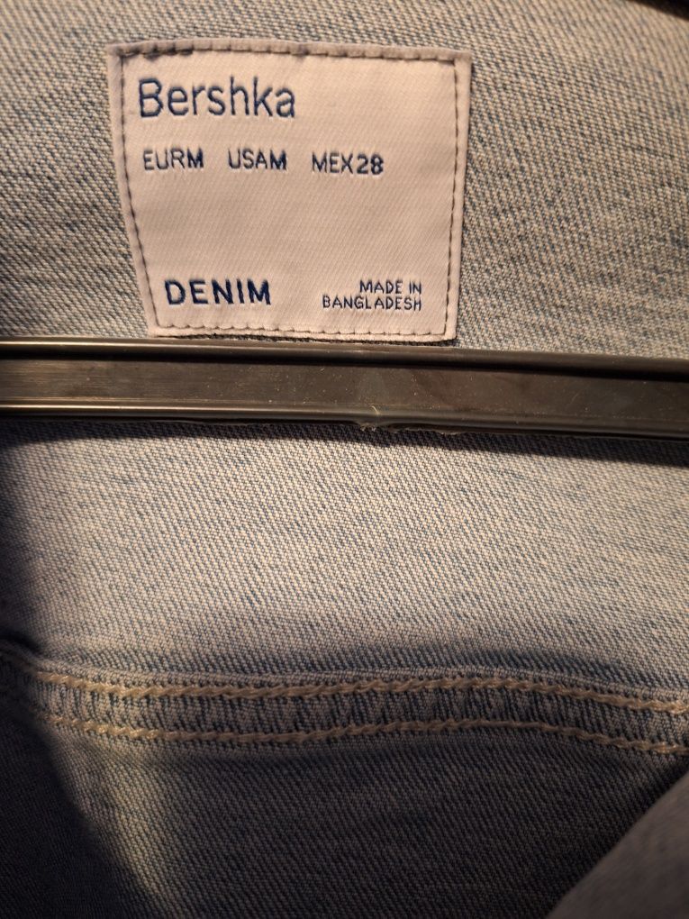 Geaca denim Bershka