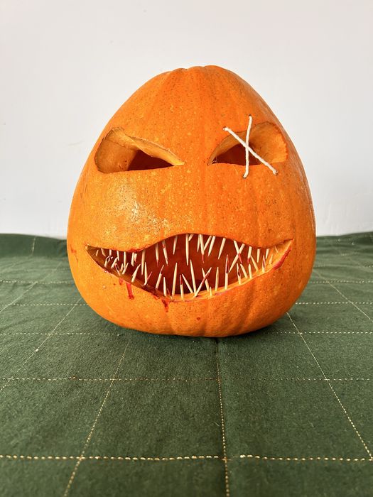 Dovleac halloween sculptat scary