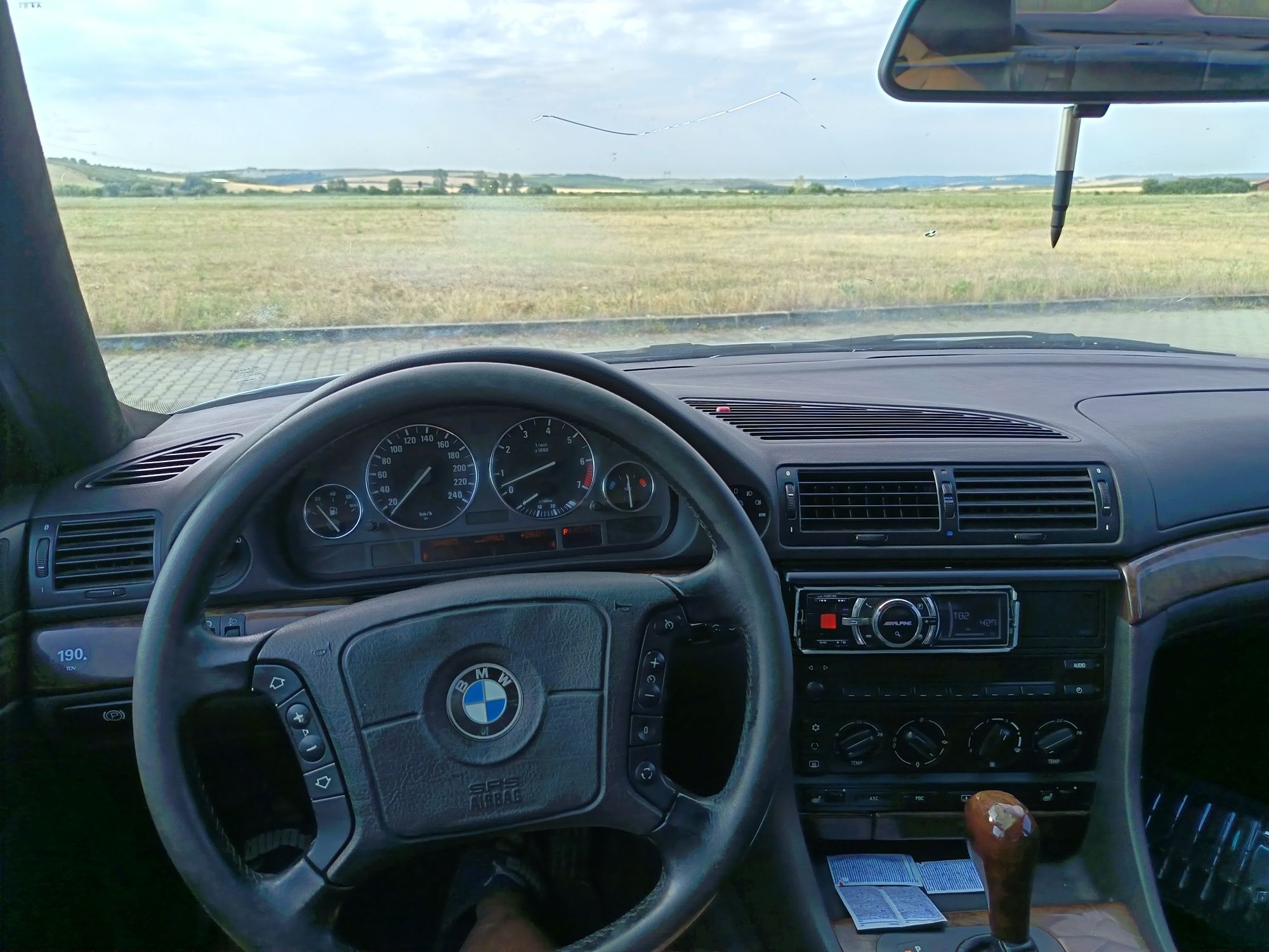 BMW E38 2.8 benzina
