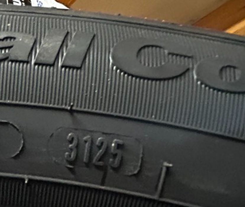 Джанти 19 цола BMW i3 Оригинални със зимни нови Гуми 155/70/19