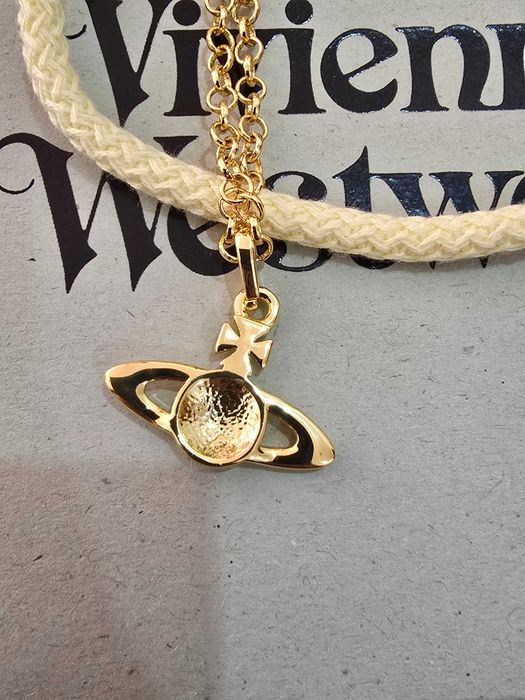 Colier Vivienne Westwood