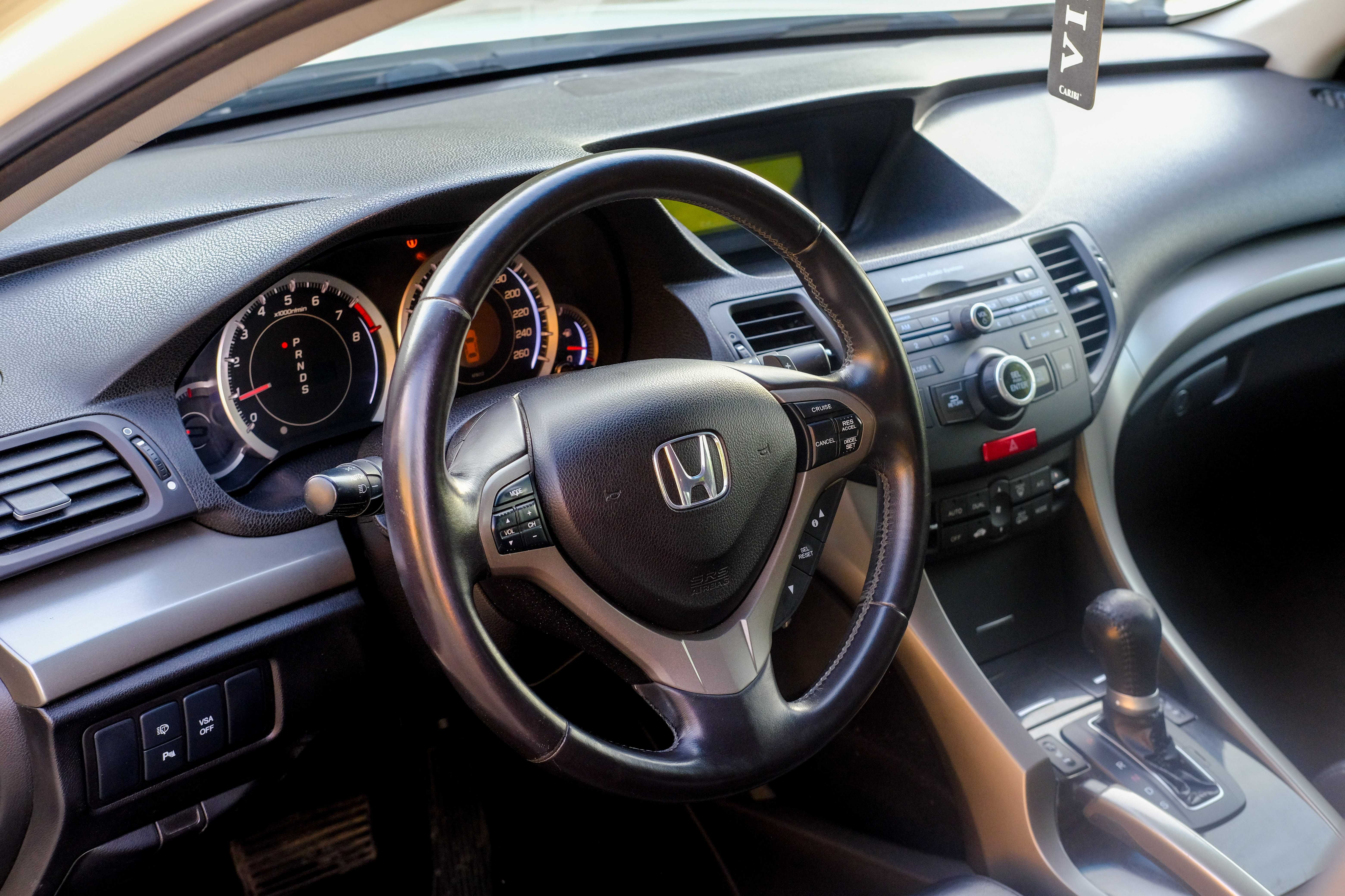 Honda Accord 2.4 201 коня автомат