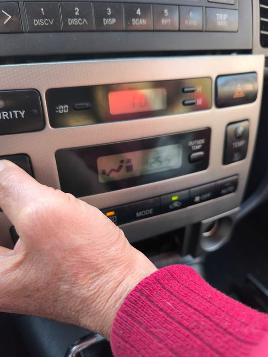 Контролен панел климатроник Toyota Corolla Verso