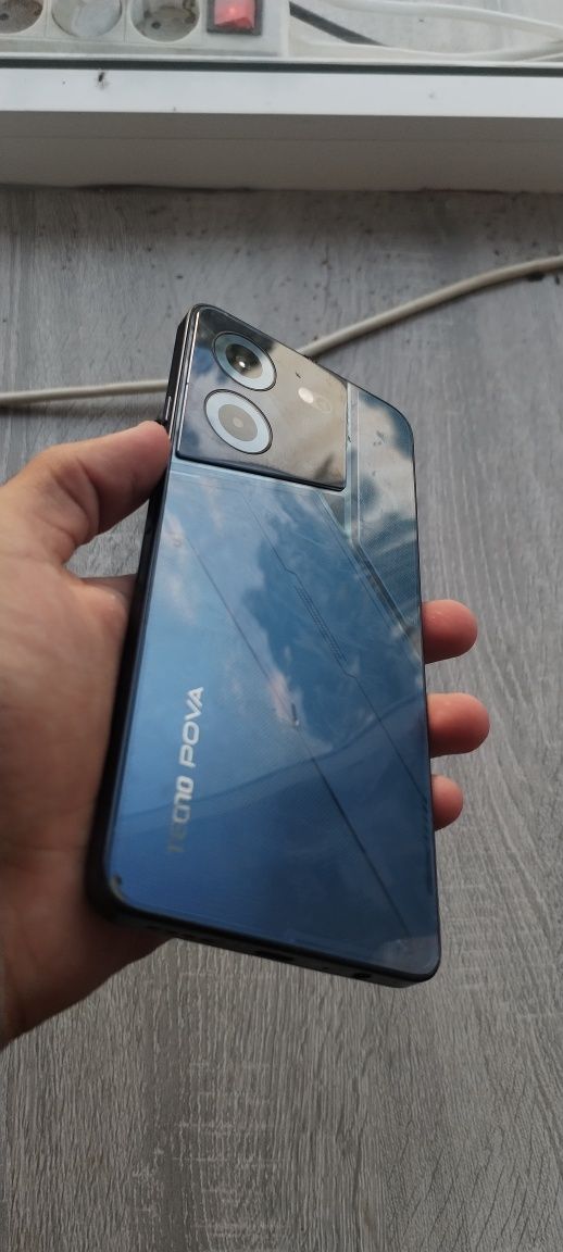 Игровой смартфон Tecno Pova 5