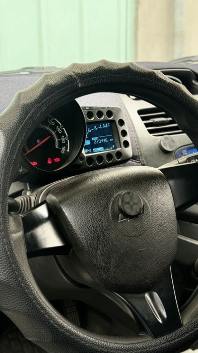 Холати зор озим хайдап йурибман келиб кориб текширволасила краска тоза