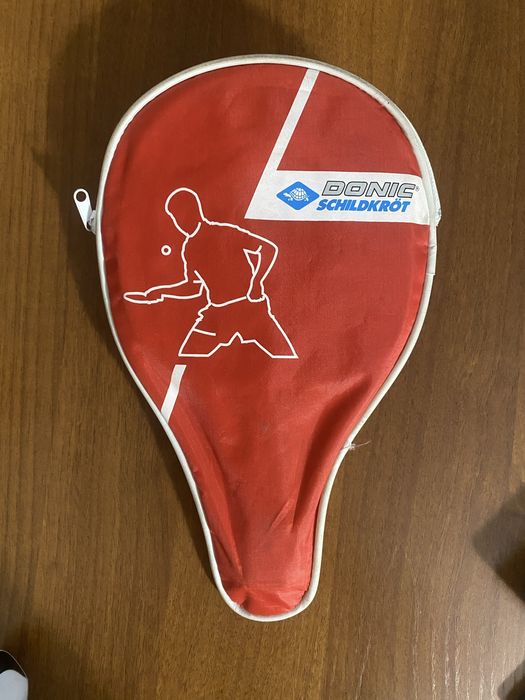 Продам чехол от  ракетки DONIC