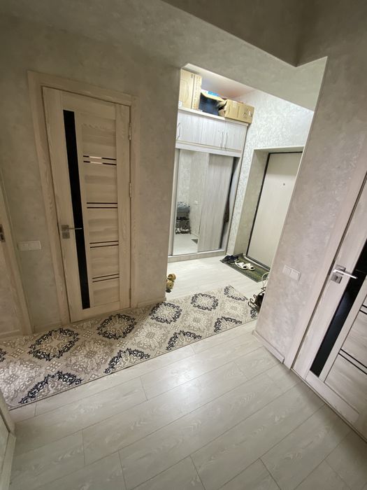 Квартира с новым ремонтом в новостройке