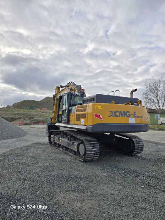 Excavator pe senile XCMG XE300E, 32,5 t, cupa 1.7 m3 [NOU - STOC]