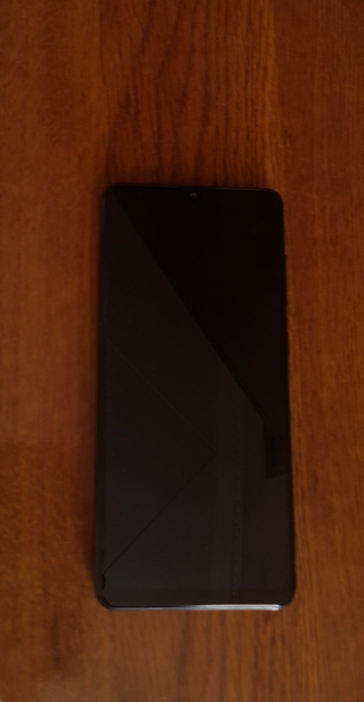 Samsung A31, в отличном состоянии.