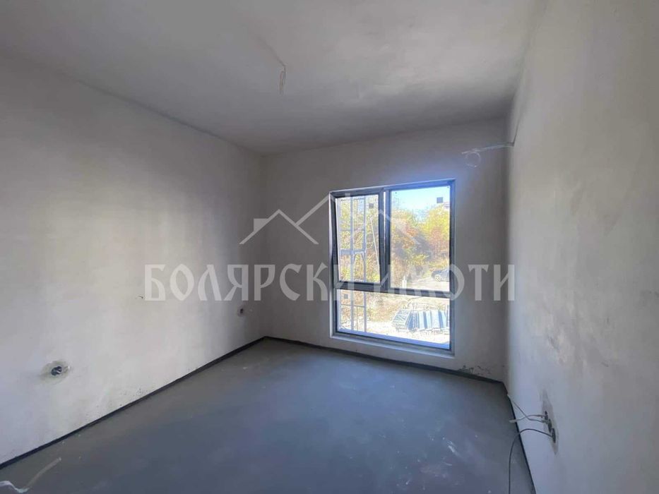 Продава се Тристаен апартамент в Велико Търново, Бузлуджа - 91 кв.м за 1300 €/кв.м - Снимка #4