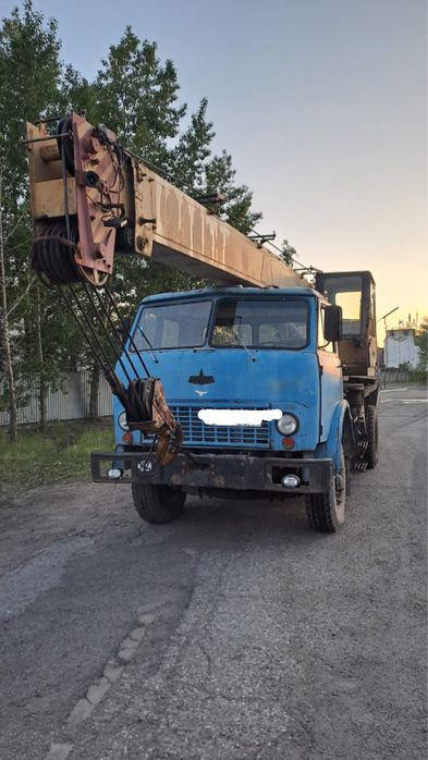 автокран МАЗ, 1990 г.в. – Вылет стрелы 14 м, грузоподъёмность 14 т