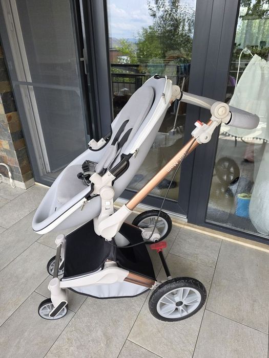 Vând cărucior pliabil Hot Mom 3in1