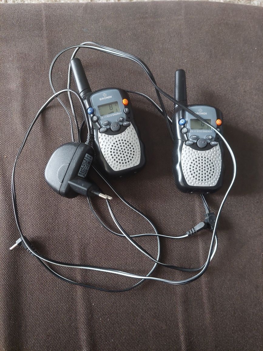 Vând stații emisie recepție walkie talkie