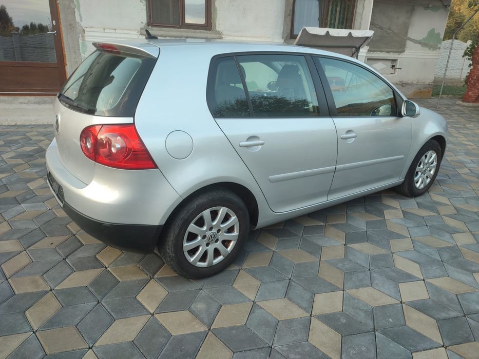 Volkswagen GOLF 5/ 1.4 MPI