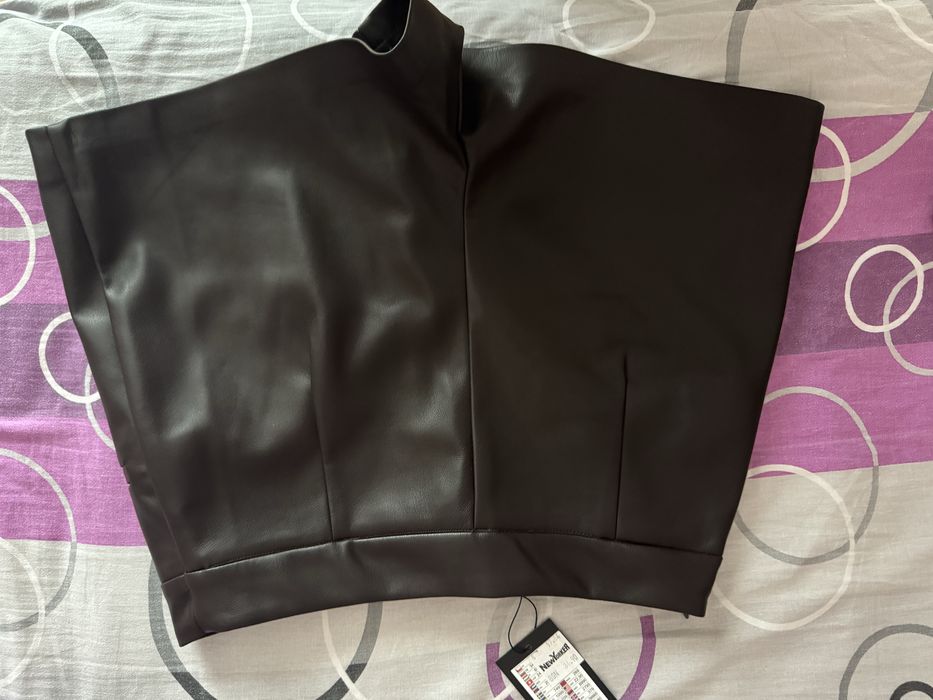 Кожена и дънкова пола