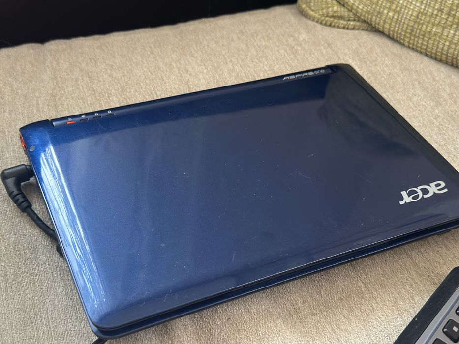 Acer Aspire One Лаптоп