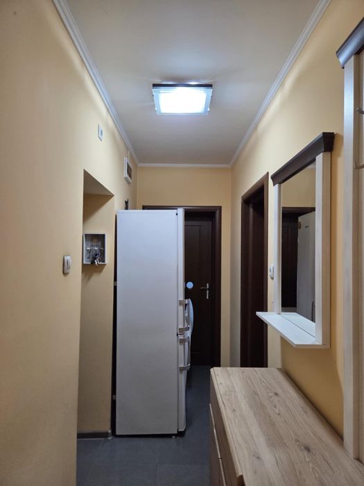 Дава се под наем Тристаен апартамент в Пазарджик, Руски - 70 кв.м за 331.5 € - Снимка #4