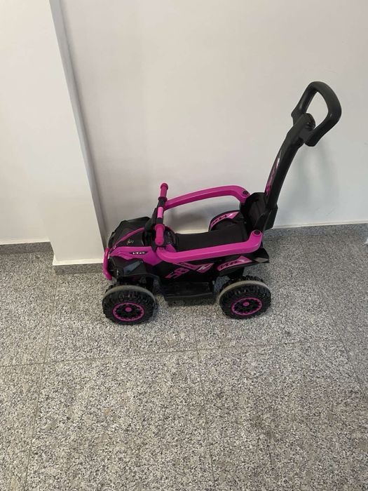 Розов джип със сенник Chipolino