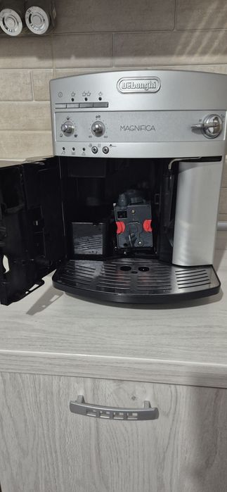 Vand espresor cafea delonghi