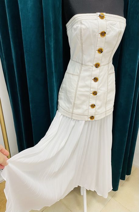 Рокля бяла C/meo collection