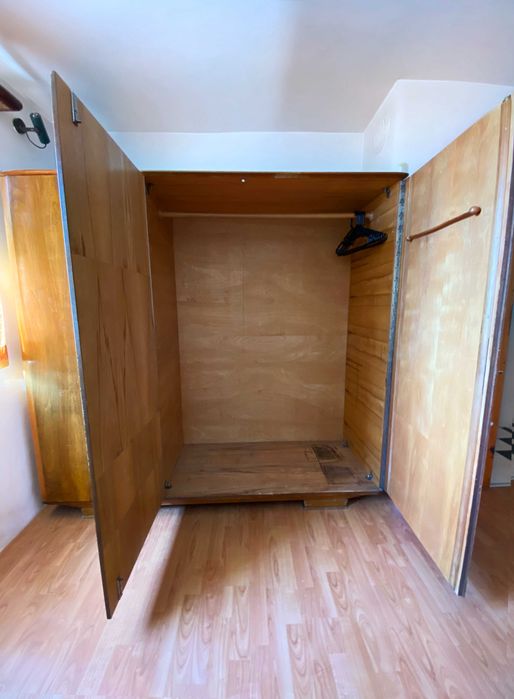 Гардероб от орех