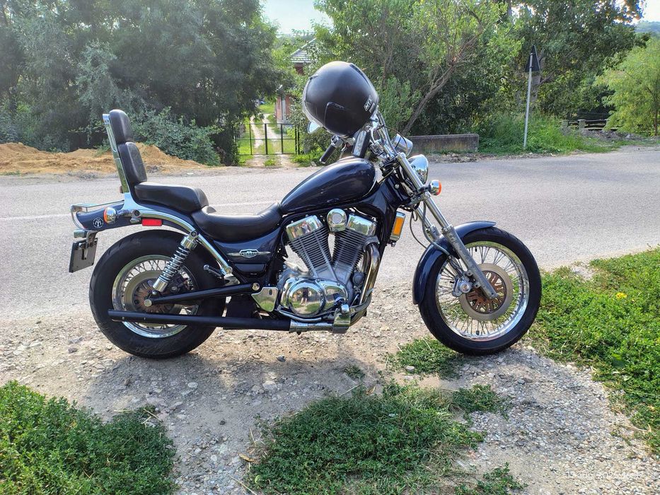 Suzuki Intruder 1400 VS