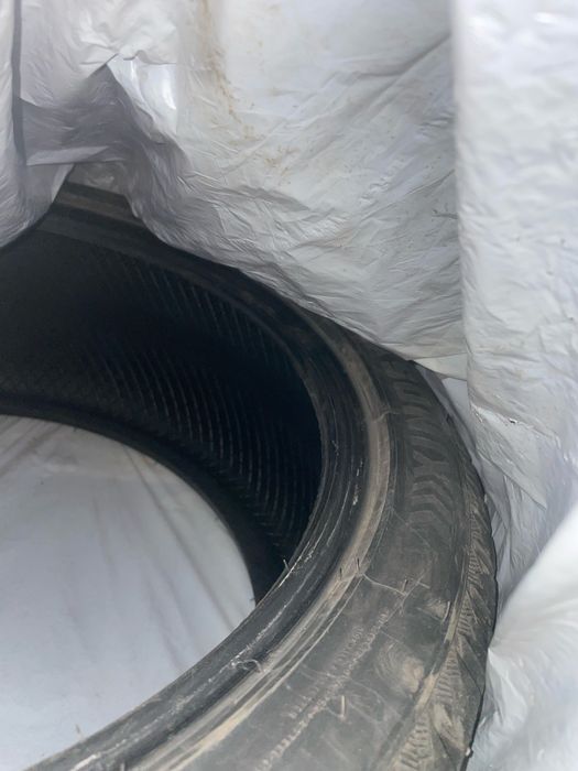 Комплект зимней резины sonix 245/40 r19