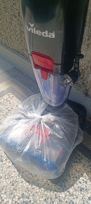 Миеща прахосмукачка Виледа