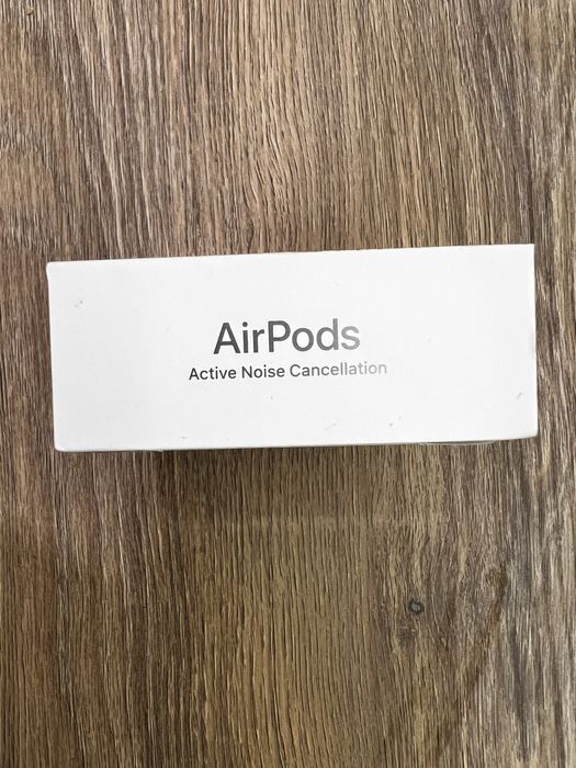 Airpods 4 Active Noise Cancellation