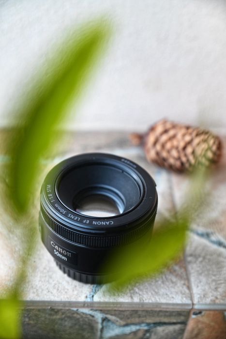 Обектив Canon EF 50mm f/1.8 STM