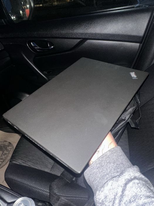 Lenovo thinkpad 470s