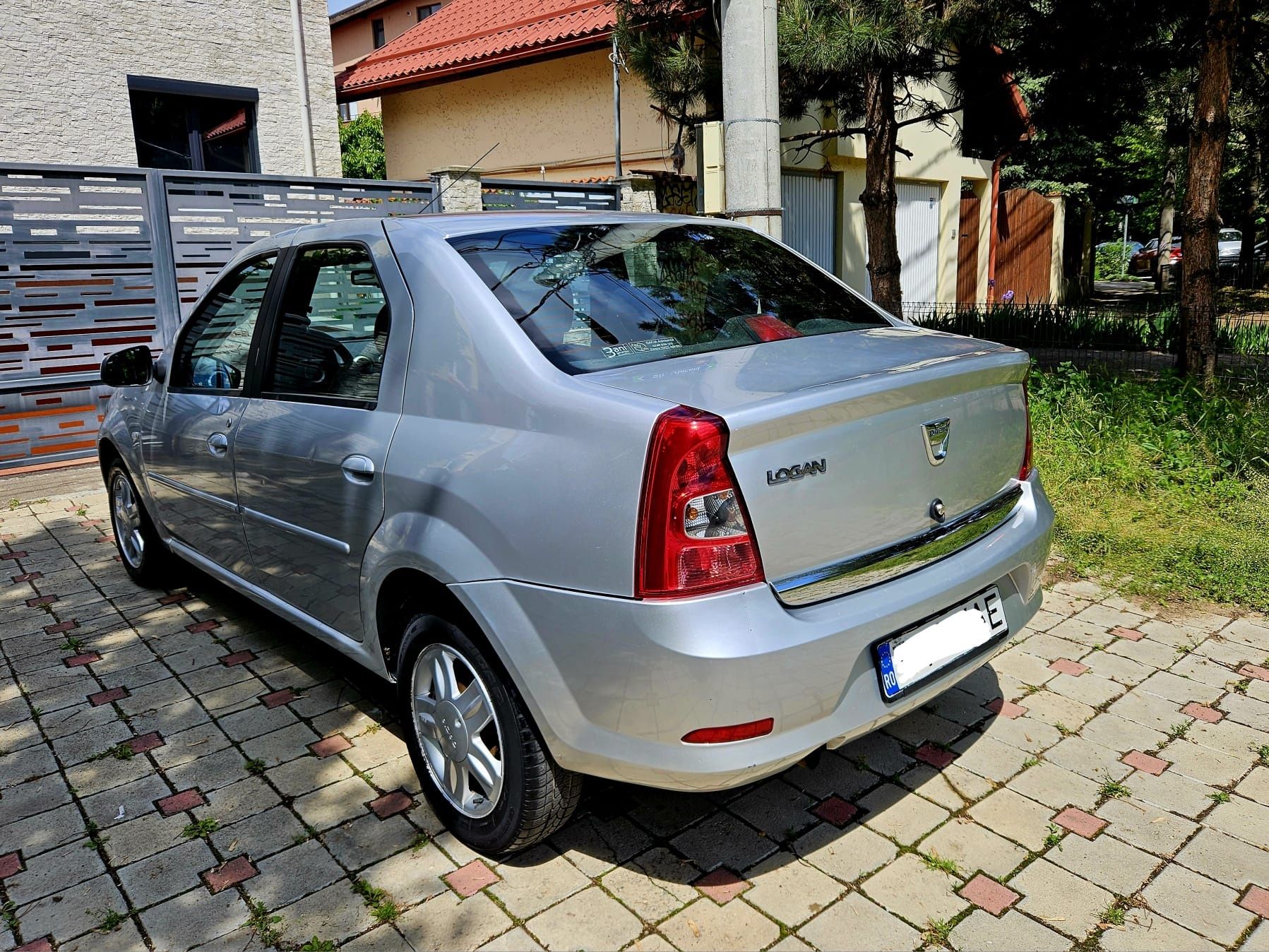 Dacia Logan Model Black Line Motorizare 1.2 Euro 5 GPL