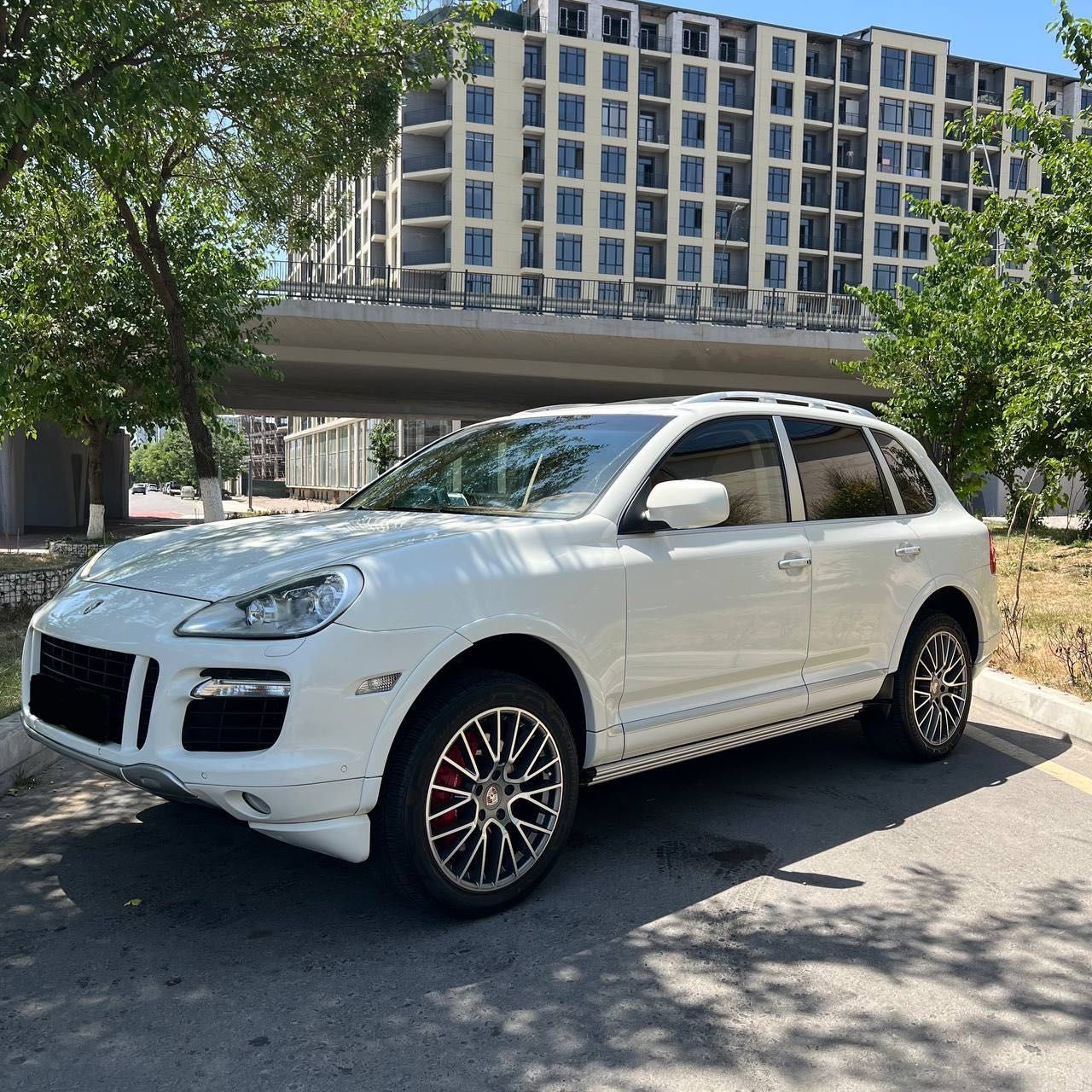 Porsche Cayanne 4.8L TURBO 500HP