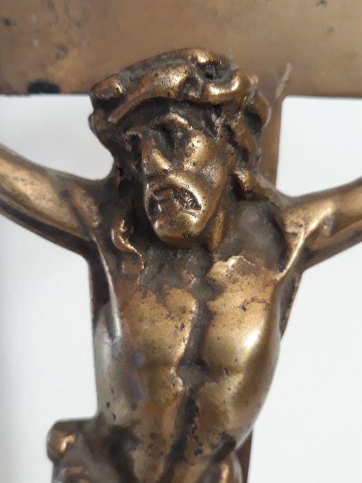 Crucifix / cruce veche, din bronz masiv, dimensiuni mari